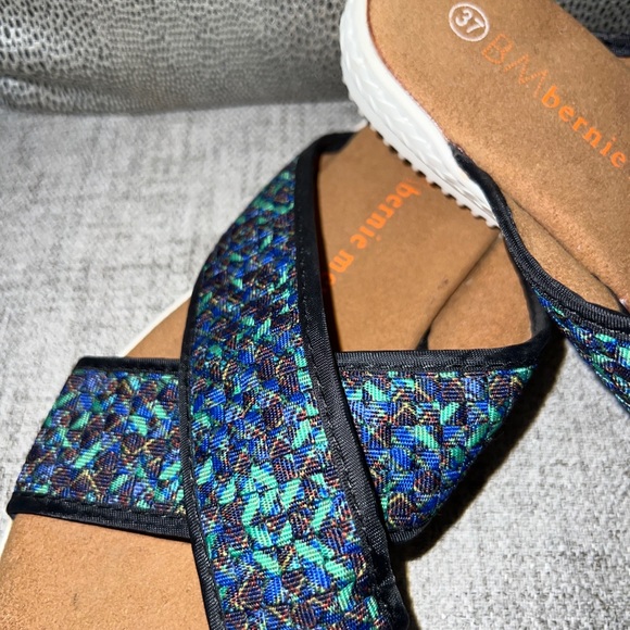 Bernie Mev Crisscross Sandals- Women's EU 37 Blue Green - Picture 6 of 9